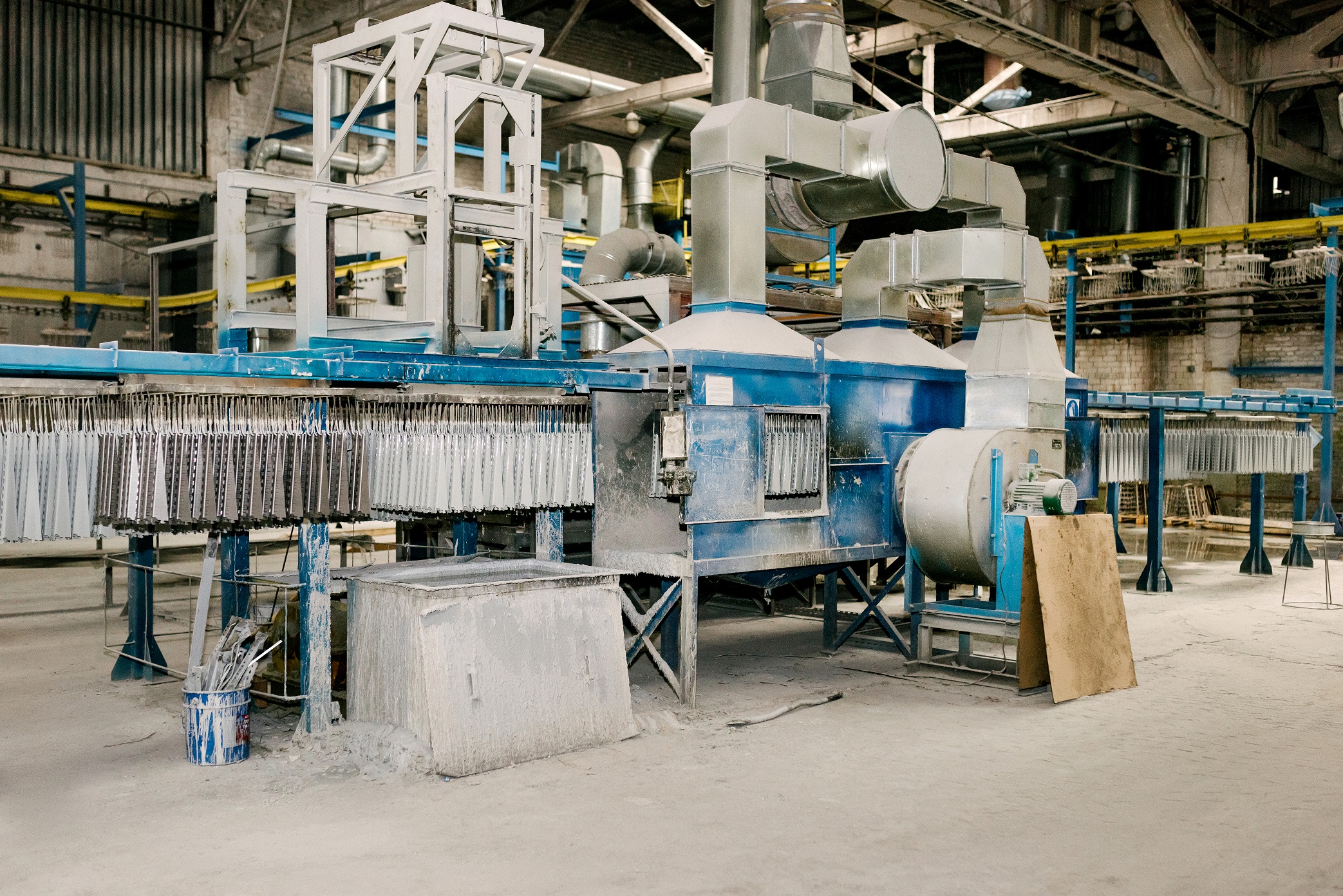 Краска грунтом/эмалью методом окунания/распыления