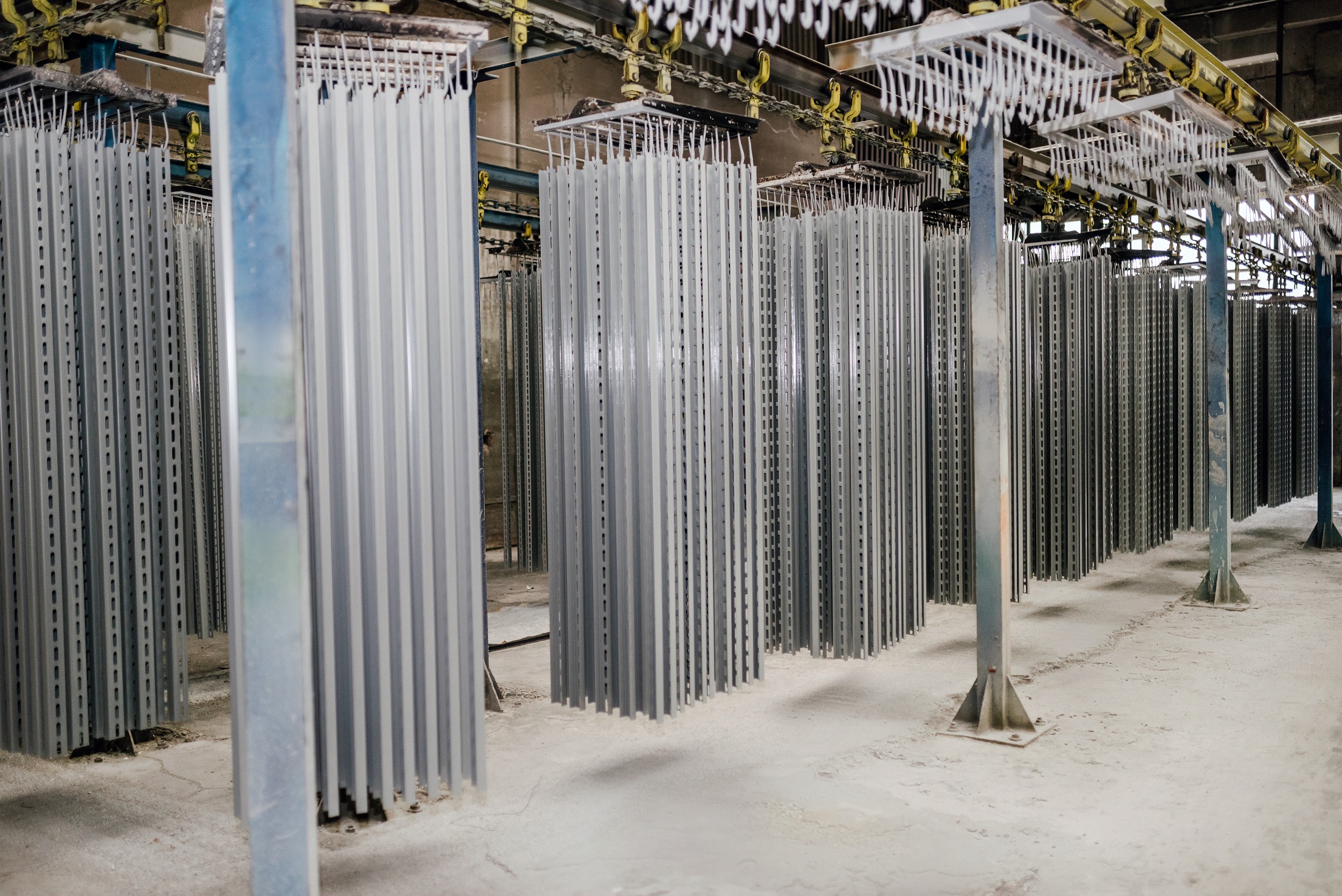 Краска грунтом/эмалью методом окунания/распыления