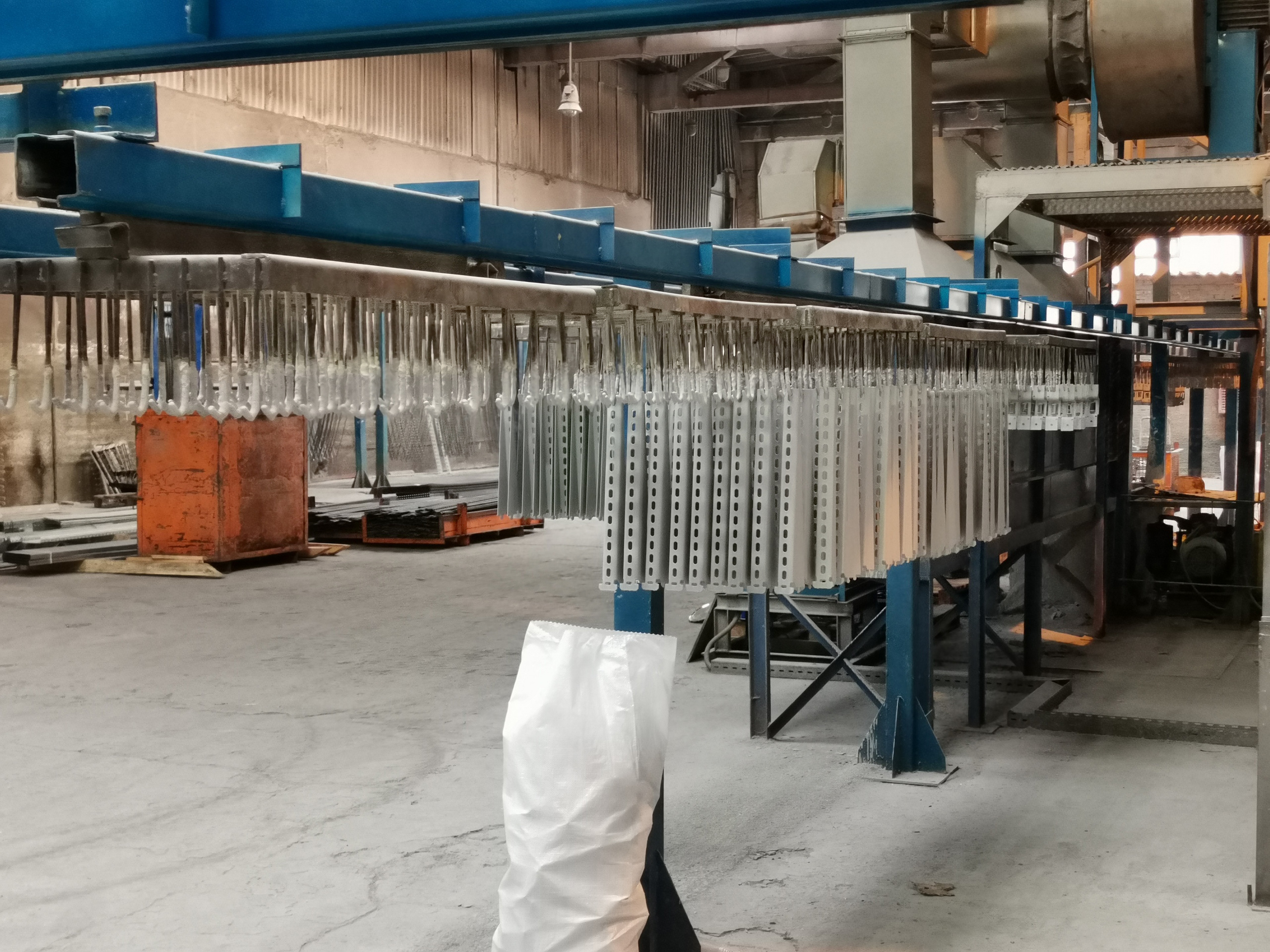 Краска грунтом/эмалью методом окунания/распыления