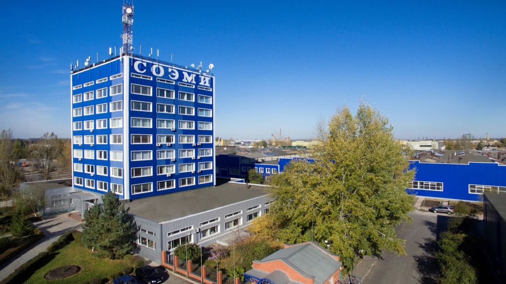 Вид на территорию завода СОЭМИ