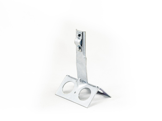 Держатель коньковый болтовой широкий шириной  100 мм, высотой 141 мм, длиной 75 мм, толщиной (диаметром) 2 мм с гальванопокрытием ЗДКБС.100.141.75.2.5