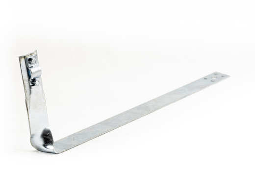 Держатель черепичный болтовой повернутый шириной  30 мм, высотой 134 мм, длиной 430 мм, толщиной (диаметром) 2 мм с горячеоцинкованным покрытием ЗДШБП.30.134.430.2.1